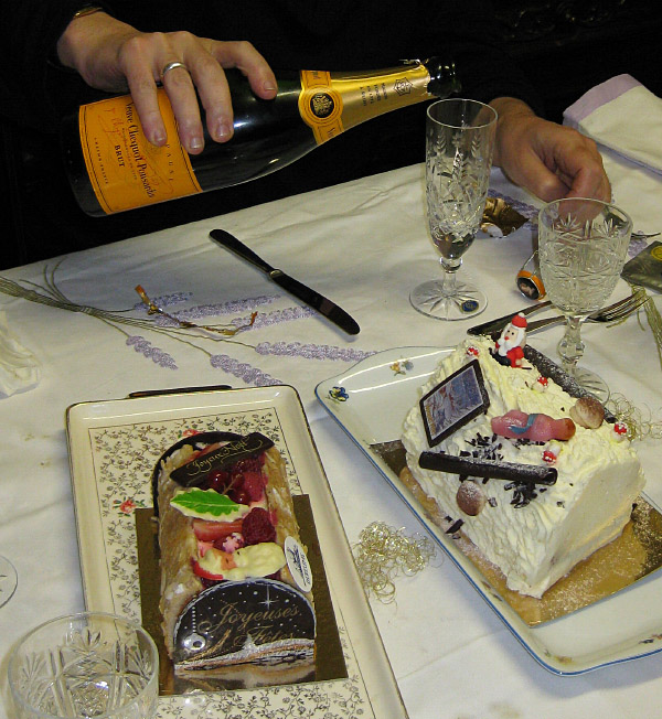 Bûches de Noël et Champagne.